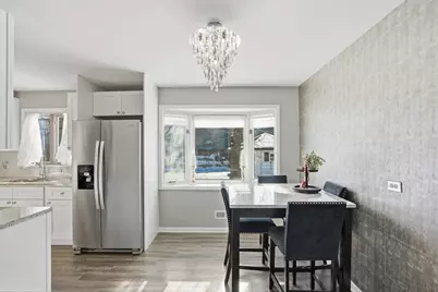 537 E 161st Place, South Holland, IL 60473 - Photo 6