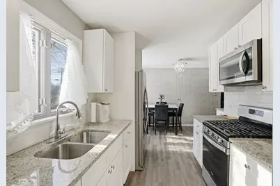 537 E 161st Place, South Holland, IL 60473 - Photo 8