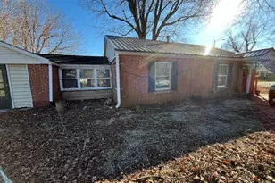 2216 E Michigan St, Evansville, IN 47711 - Photo 12