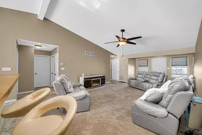 2799 W 84th Lane, Merrillville, IN 46410 - Photo 4