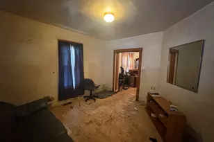 241 S Porter St, Michigan City, IN 46360 - Photo 6