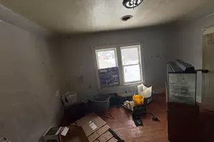 241 S Porter St, Michigan City, IN 46360 - Photo 12