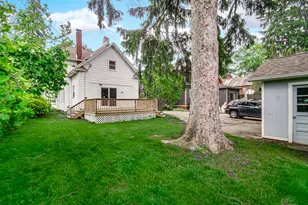 1714 Indiana Ave, La Porte, IN 46350 - Photo 4