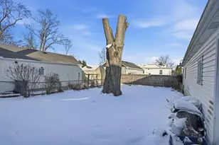 624 N West St, Crown Point, IN 46307 - Photo 22