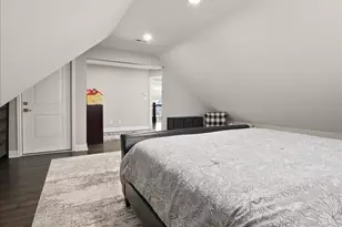 9317 Michigan Dr, Crown Point, IN 46307 - Photo 18