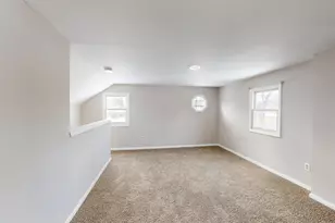 218 N Ash St, Hobart, IN 46342 - Photo 32