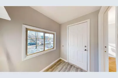 218 N Ash Street, Hobart, IN 46342 - Photo 6