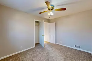 218 N Ash St, Hobart, IN 46342 - Photo 18