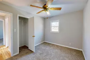 218 N Ash St, Hobart, IN 46342 - Photo 14