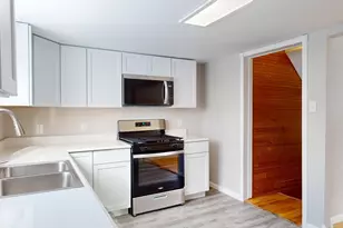 218 N Ash St, Hobart, IN 46342 - Photo 24