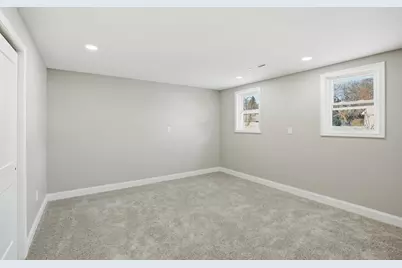 2008 Sir Richard Road, Schererville, IN 46375 - Photo 24