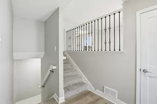 2008 Sir Richard Rd, Schererville, IN 46375 - Photo 4