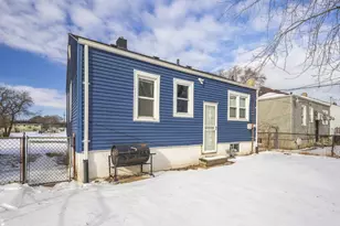 2267 Tennessee St, Gary, IN 46407 - Photo 4