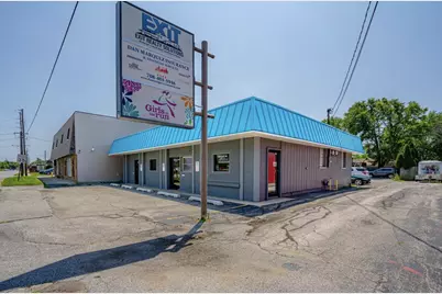 821 W Glen Park Avenue, Griffith, IN 46319 - Photo 16