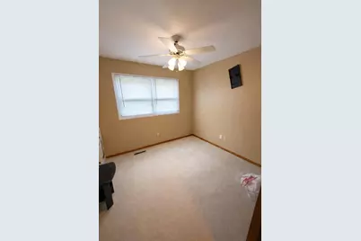 1325 W 75th Place, Merrillville, IN 46410 - Photo 10