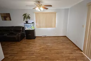 205 Fairview Ln, Schererville, IN 46375 - Photo 4