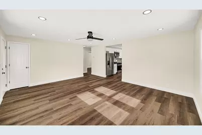 2695 Lake Street, Lake Station, IN 46405 - Photo 10