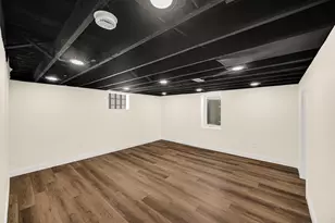 2695 Lake St, Lake Station, IN 46405 - Photo 20