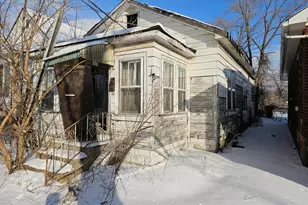 2525 Tyler St, Gary, IN 46407 - Photo 2