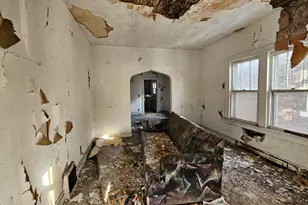 2525 Tyler St, Gary, IN 46407 - Photo 4