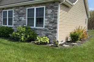 1781 Kelly Ct, Wheatfield, IN 46392 - Photo 2