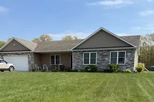 1781 Kelly Ct, Wheatfield, IN 46392 - Photo 4