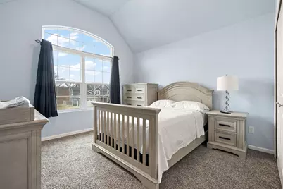 1089 Lakeview Drive, Hobart, IN 46342 - Photo 14