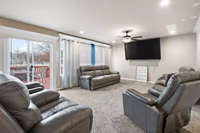 1089 Lakeview Drive, Hobart, IN 46342 - Photo 8