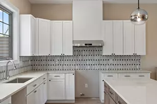 59 Sanctuary Dr, Valparaiso, IN 46385 - Photo 46