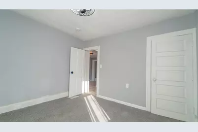 115 N Porter Street, Michigan City, IN 46360 - Photo 6