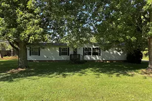 3152 Heavilin Rd, Valparaiso, IN 46385 - Photo 2