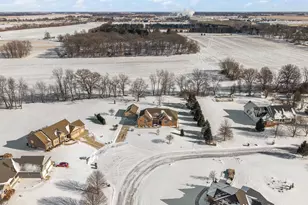 2651 Woodbine Dr, Valparaiso, IN 46383 - Photo 50