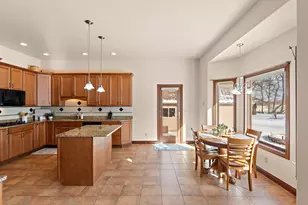 2651 Woodbine Dr, Valparaiso, IN 46383 - Photo 16