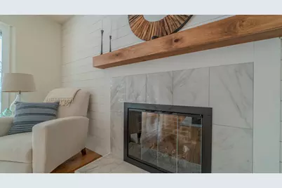 1008 N Roeske Avenue, Michigan City, IN 46360 - Photo 6