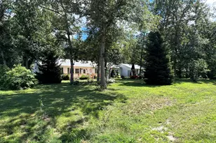 10901 N 555 E, Demotte, IN 46310 - Photo 2