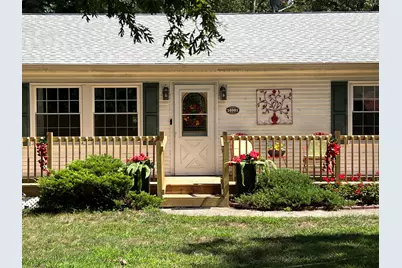 10901 N 555 E, Demotte, IN 46310 - Photo 4