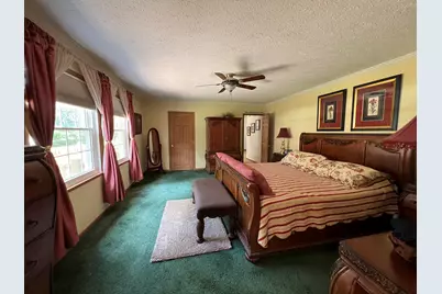 10901 N 555 E, Demotte, IN 46310 - Photo 24