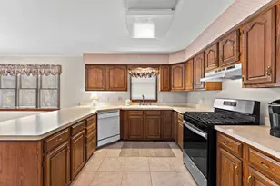 176 Wexford, Valparaiso, IN 46385 - Photo 18