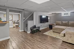 3340 Maple Dr, Highland, IN 46322 - Photo 20