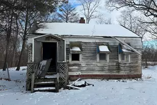 2012 Hovey Pl, Gary, IN 46406 - Photo 6