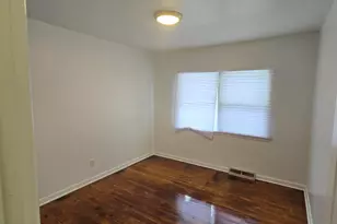 1676 W 13th Ave, Gary, IN 46404 - Photo 4