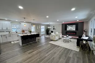 1531 Fran-lin Pkwy, Munster, IN 46321 - Photo 4