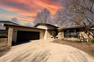 1531 Fran-lin Pkwy, Munster, IN 46321 - Photo 2