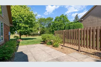 902 Cornwallis Lane, Munster, IN 46321 - Photo 54