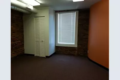 13 Lincolnway #302, Valparaiso, IN 46383 - Photo 4