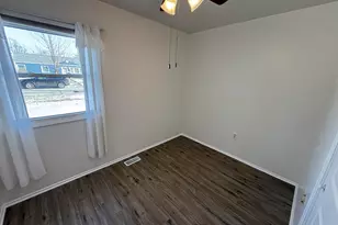 400 N Virginia St, Hobart, IN 46342 - Photo 6