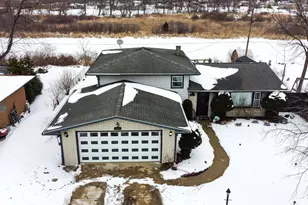 2812 W 60th Dr, Merrillville, IN 46410 - Photo 4