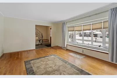 7748 Delaware Place, Merrillville, IN 46410 - Photo 6