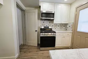 301 Belden Pl, Munster, IN 46321 - Photo 12