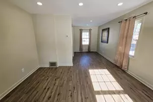 301 Belden Pl, Munster, IN 46321 - Photo 4